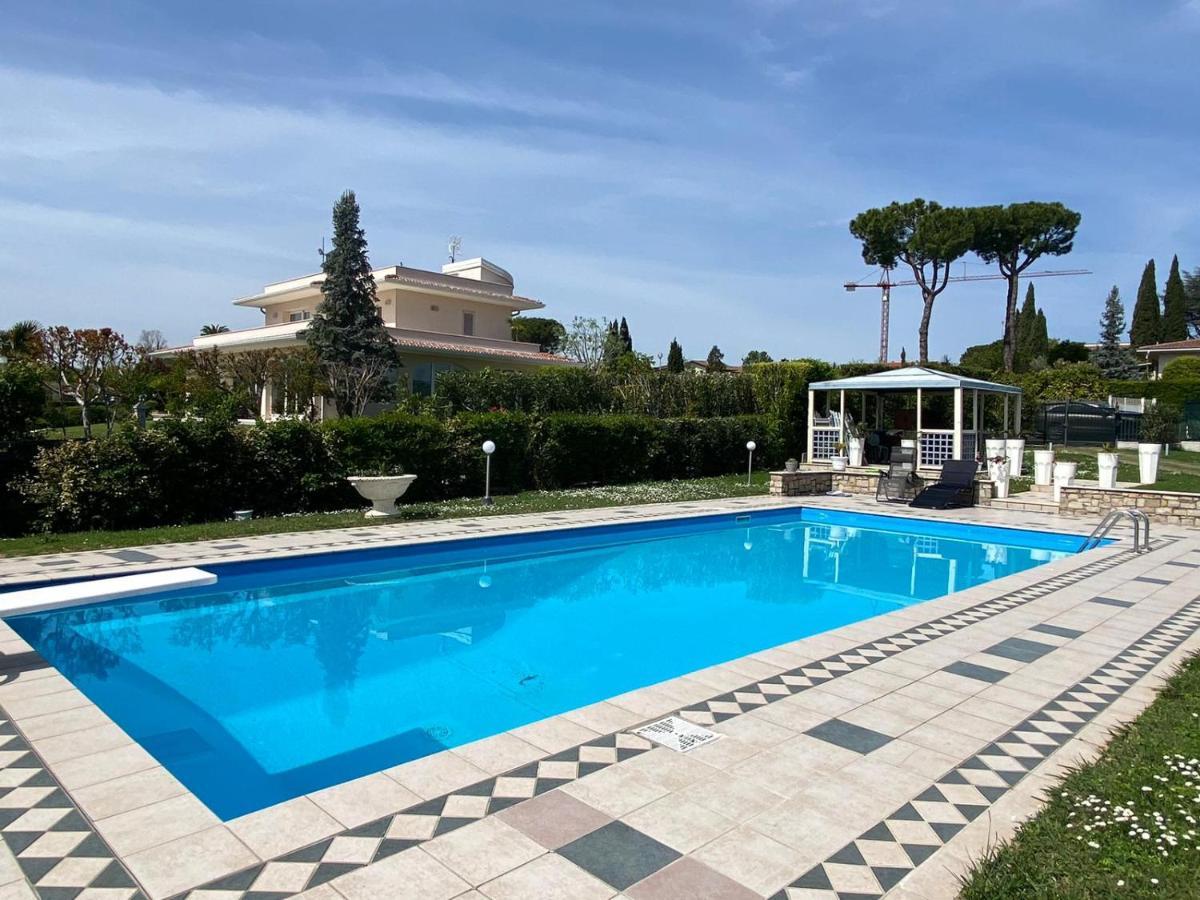 La Dolce Vita - Private Villa With Pool Moniga del Garda Экстерьер фото