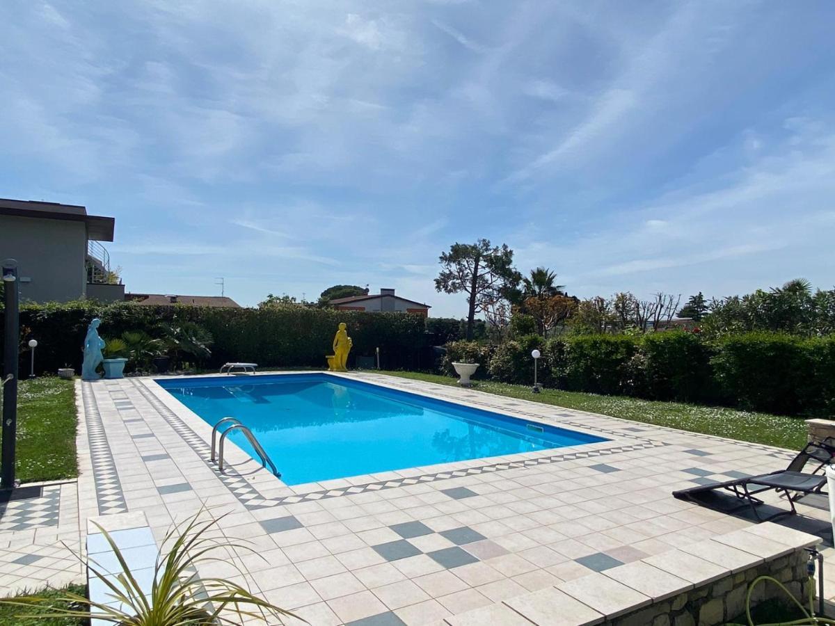 La Dolce Vita - Private Villa With Pool Moniga del Garda Экстерьер фото