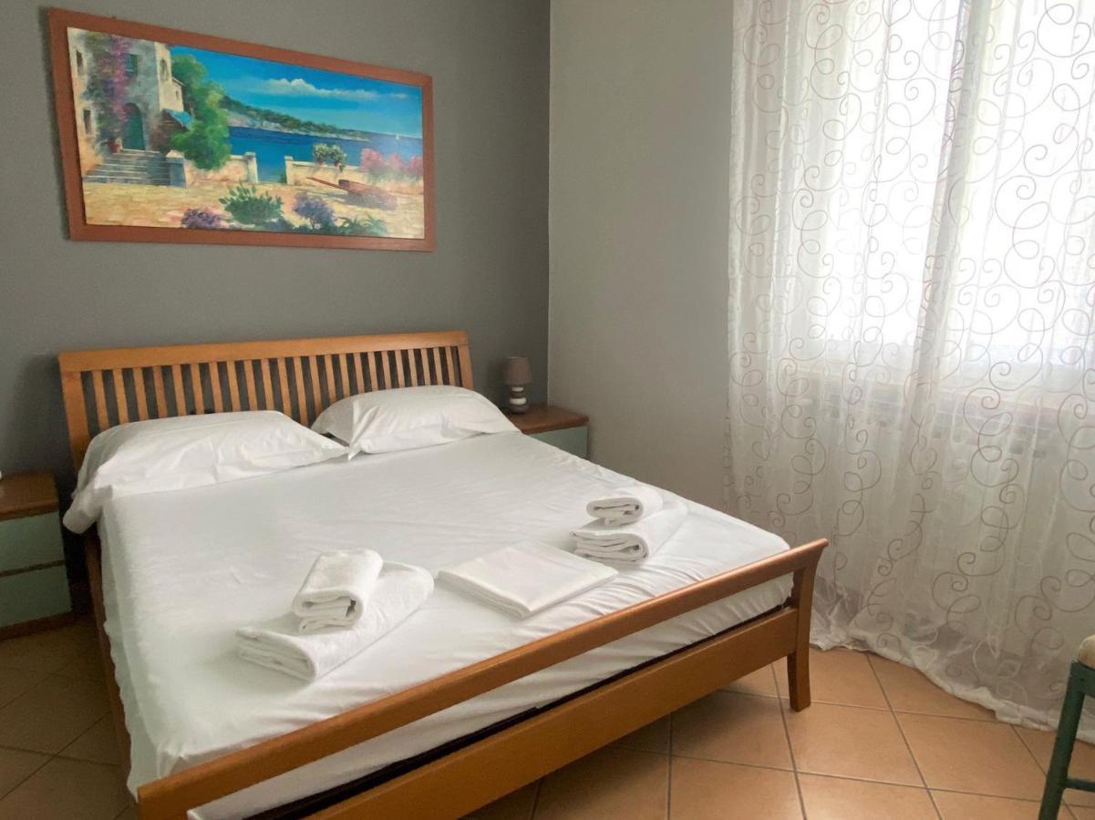 La Dolce Vita - Private Villa With Pool Moniga del Garda Экстерьер фото